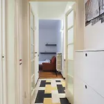 Mila Friuli * Milánó